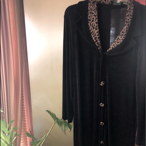 Dresses & Skirts - Black leopard  (🎆3/$21 in any bundle of 3+ exp 7/7/23🎇